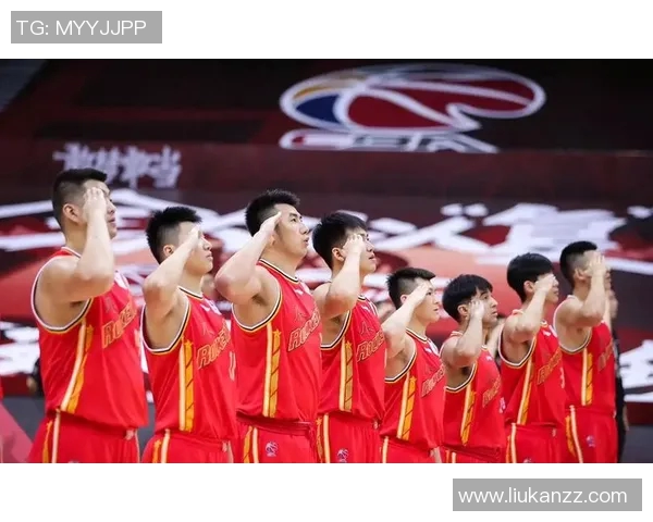 中国男篮与美国男篮巅峰对决展现篮球魅力与体育精神的激烈碰撞 中国男篮与美国男篮巅峰对决展现篮球魅力与体育精神的激烈碰撞